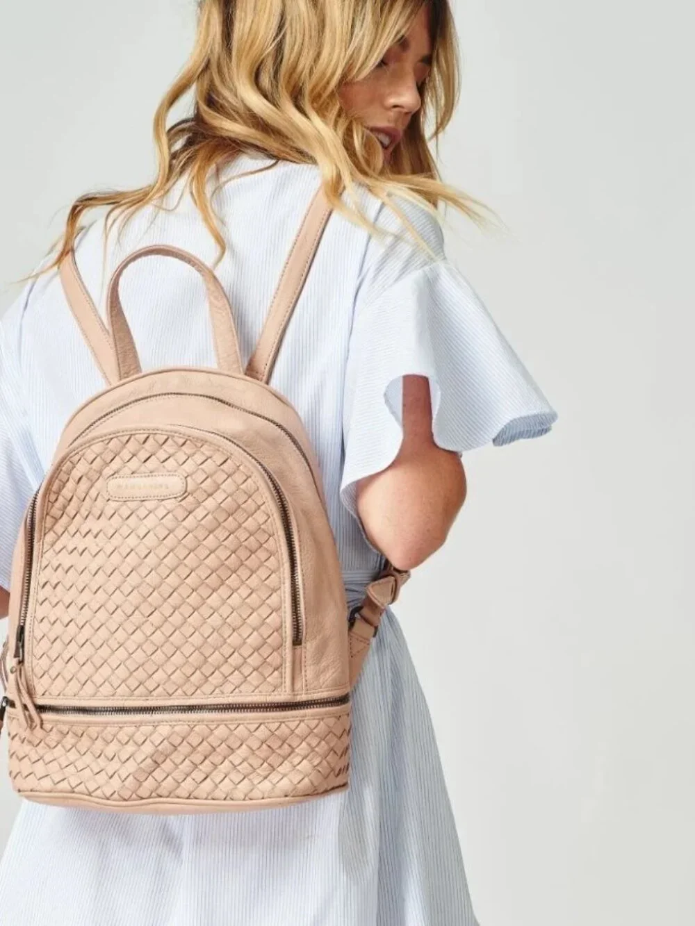 Wanderers Tavel Co Pompeii Backpack - LIKE NEW